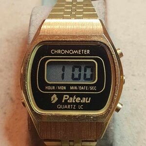 Vintage Pateau Chronometer Goldtone Stainless Steel Digital Women's Watch
